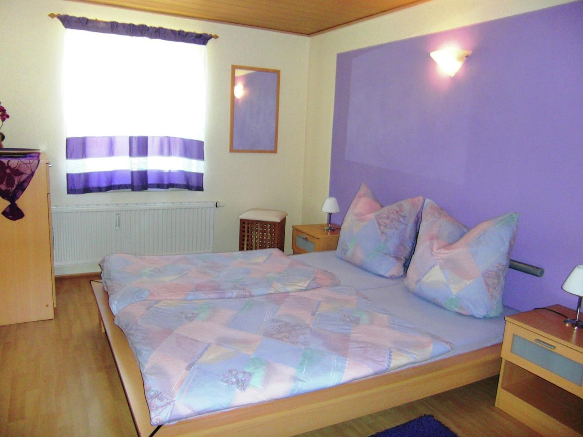 Roomy Apartment In Lichtenhain With Pond Kültér fotó