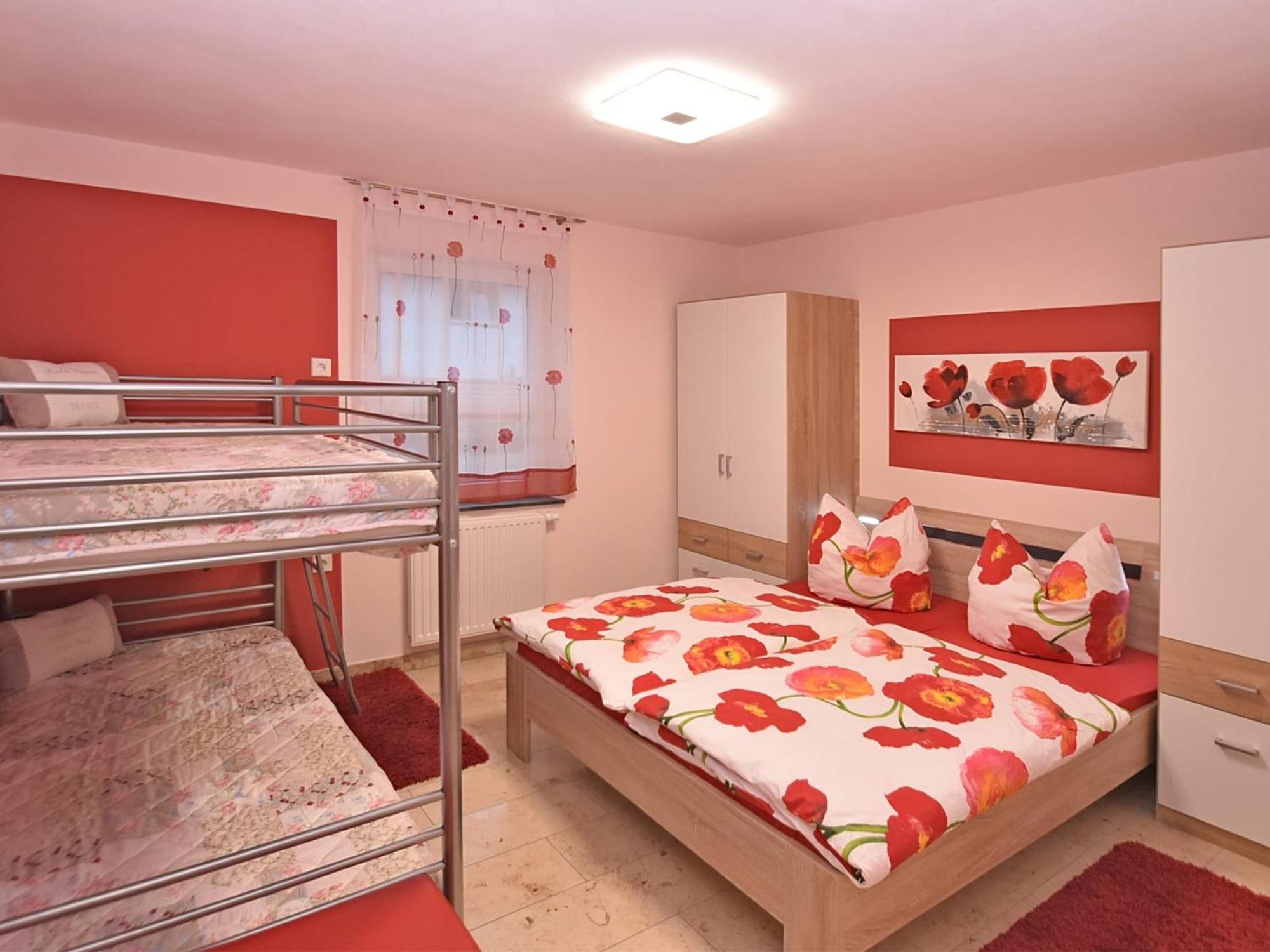 Roomy Apartment In Lichtenhain With Pond Kültér fotó