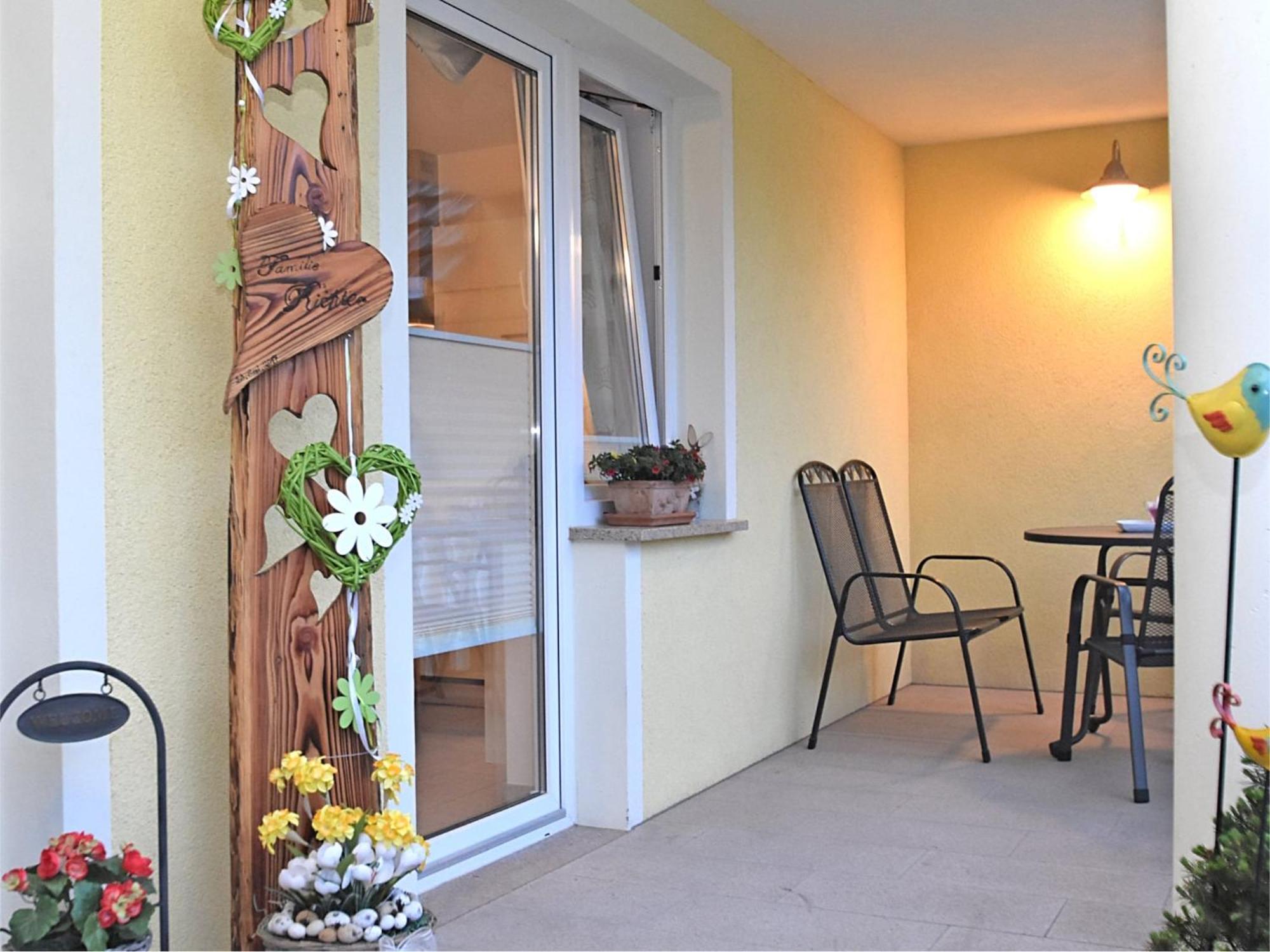 Roomy Apartment In Lichtenhain With Pond Kültér fotó