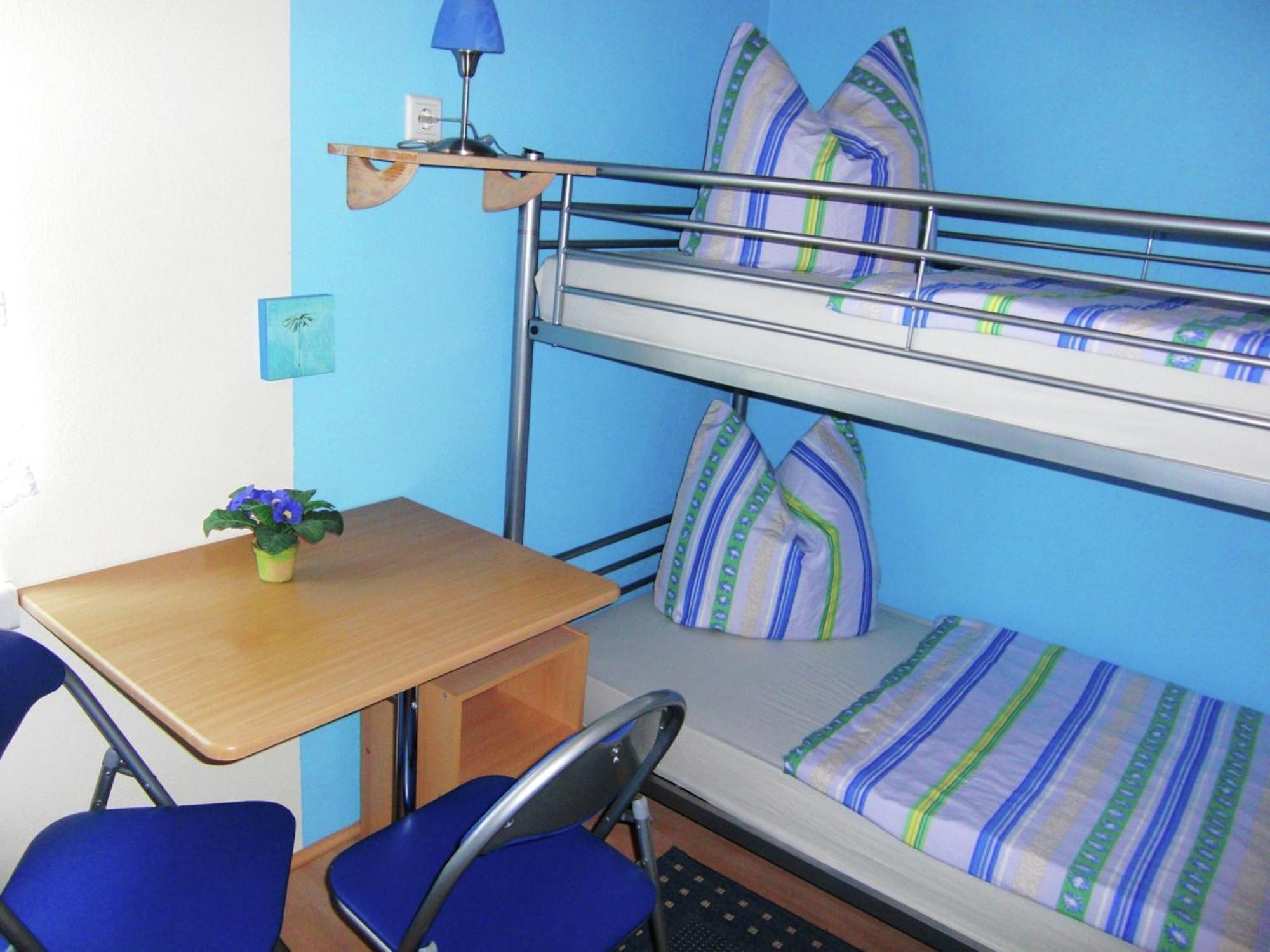 Roomy Apartment In Lichtenhain With Pond Kültér fotó